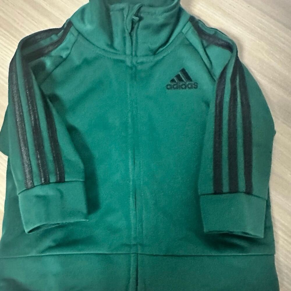Adidas track jacket NWOT Sz 3m green and black front zipper